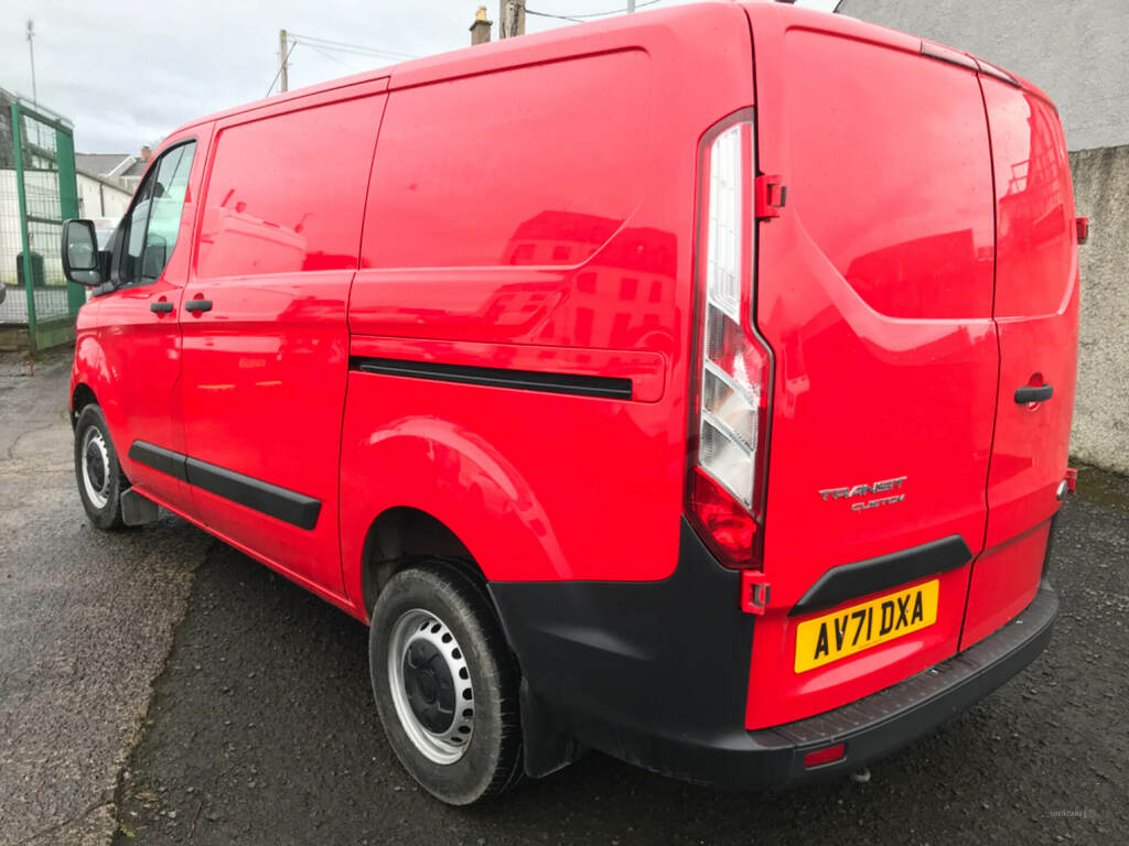 Ford Transit Custom 2.0 Ecoblue 130Ps Low Roof Leader Van AV71DXA Red #3