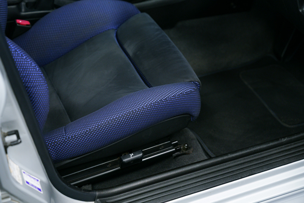 Mitsubishi Lancer Saloon White #52