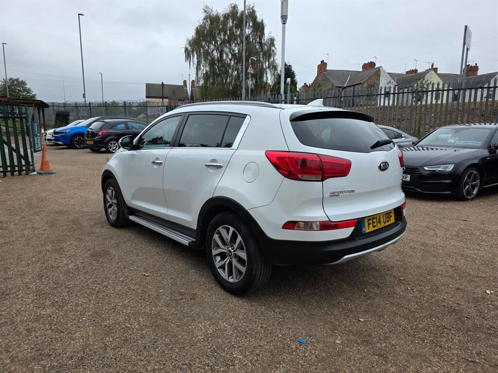 Kia Sportage Crdi White Edition Isg FE14UBF White #5