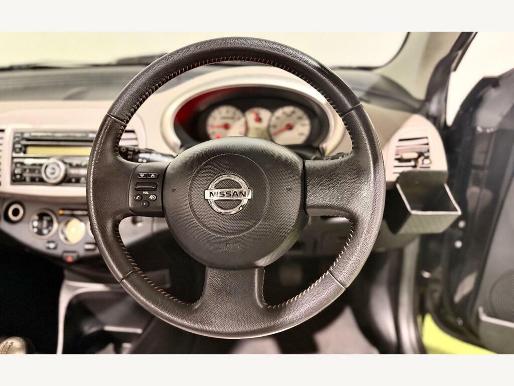 Nissan MICRA C+C 1.6 16V Acenta Red #35