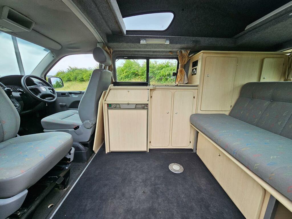 Volkswagen Campervan Mpv Black #5
