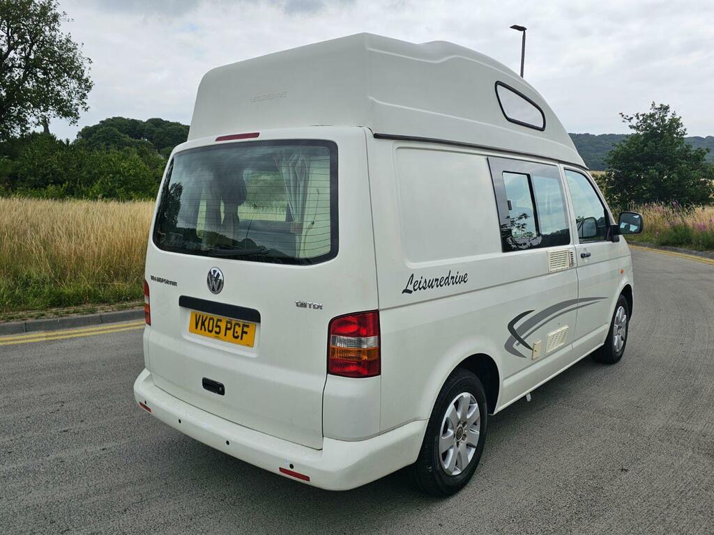 Volkswagen Campervan Mpv Black #3