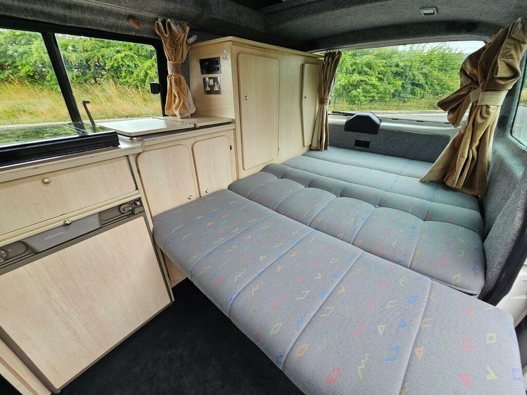 Volkswagen Campervan Mpv Black #7