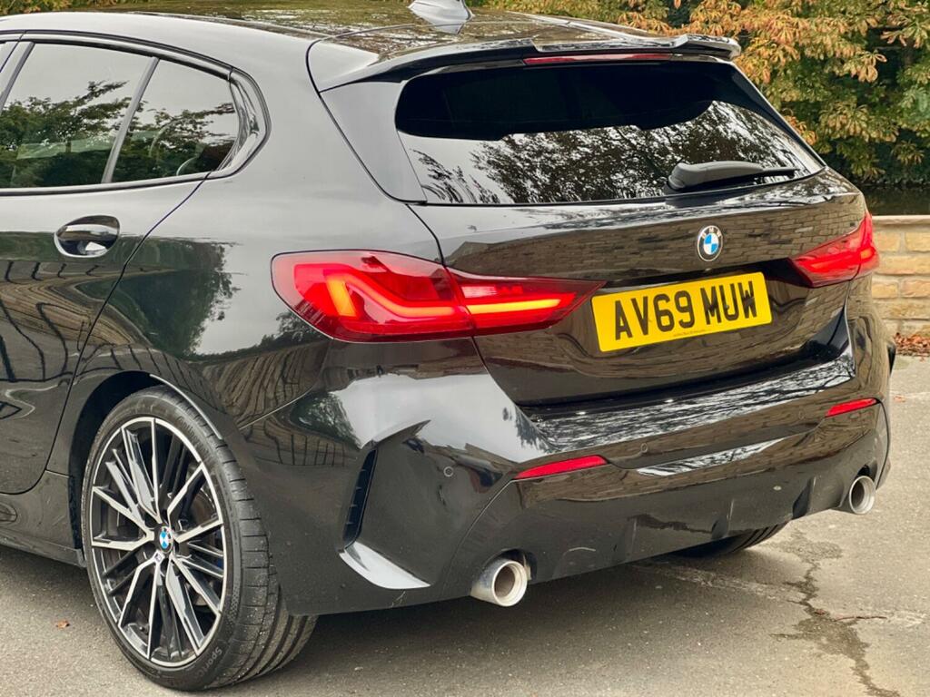 BMW 1 Series Hatchback 2.0 118D M Sport 2019 AV69MUW Black #5