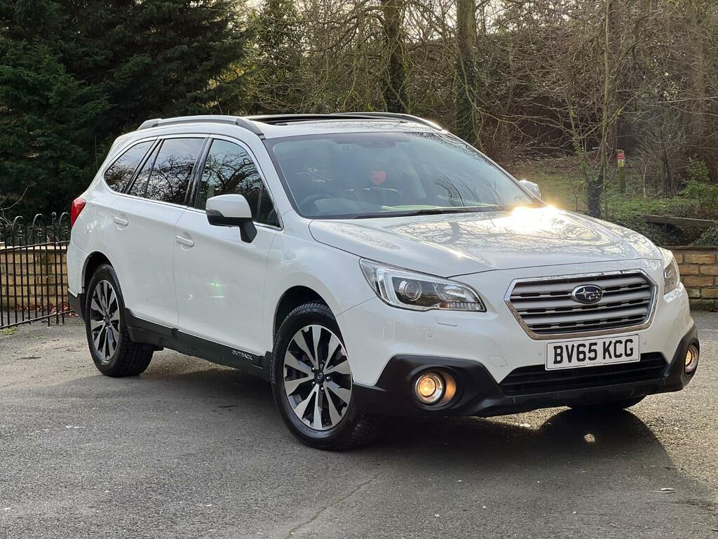 Subaru Outback Estate 2.0 D Se Premium 2015 BV65KCG White #3