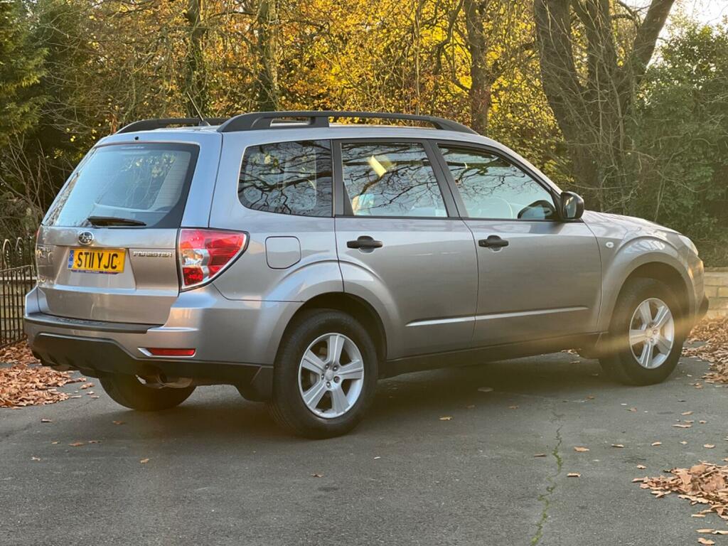 Subaru Forester Suv 2.0 X 2011 ST11YJC Grey #3