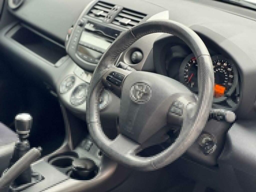 Toyota Rav 4 Suv 2.2 D-4d Xt-r 2010 White #5
