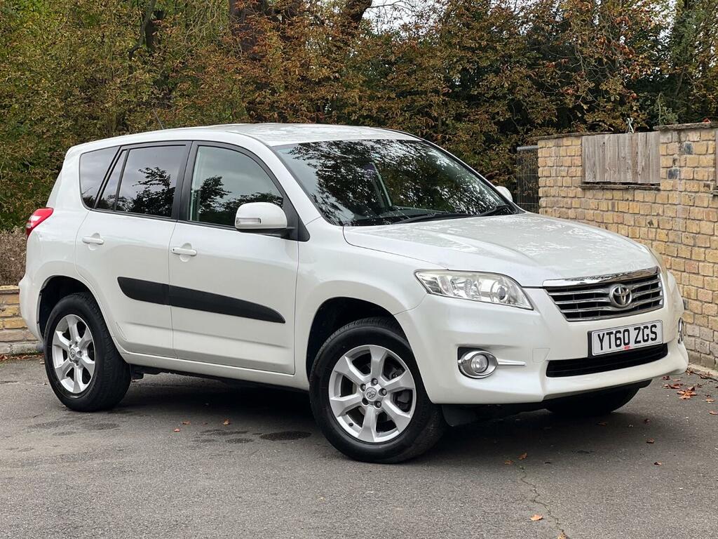 Toyota Rav 4 Suv 2.2 D-4d Xt-r 2010 White #2