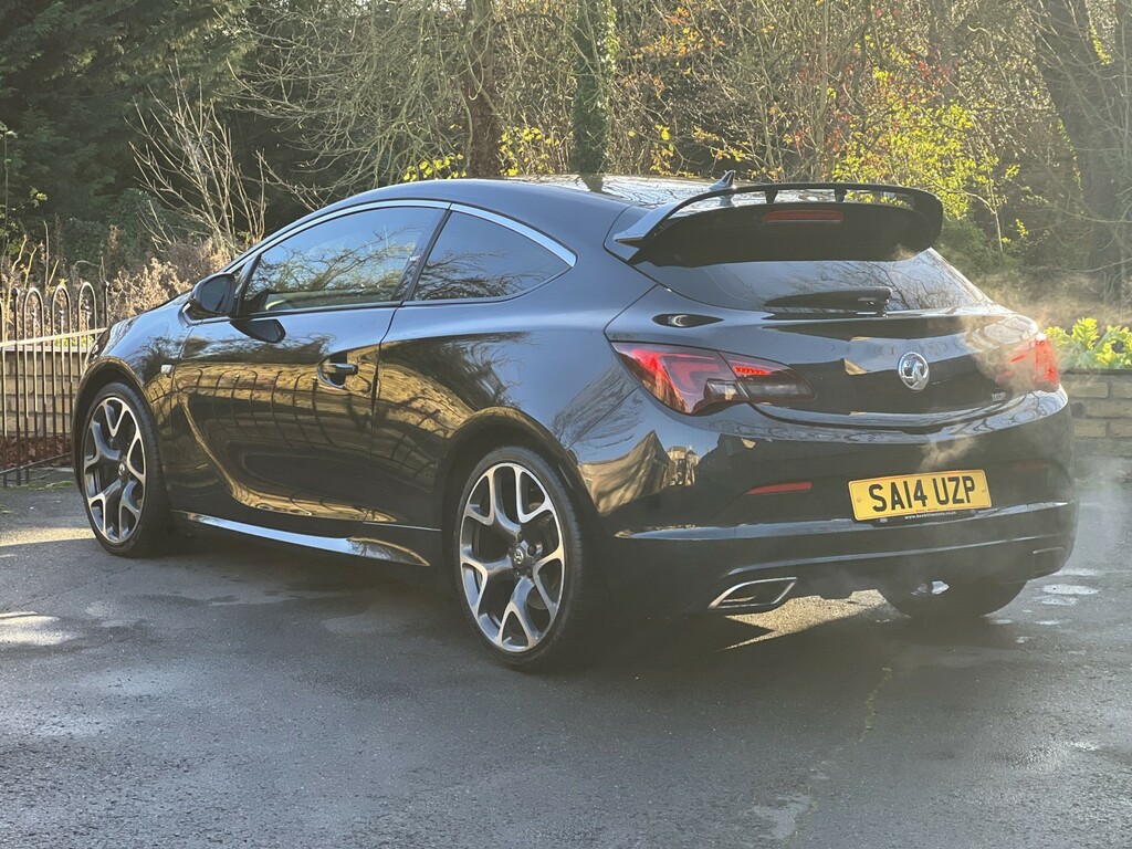 Vauxhall Astra GTC Coupe 2.0 T Vxr 2014 SA14UZP Black #2
