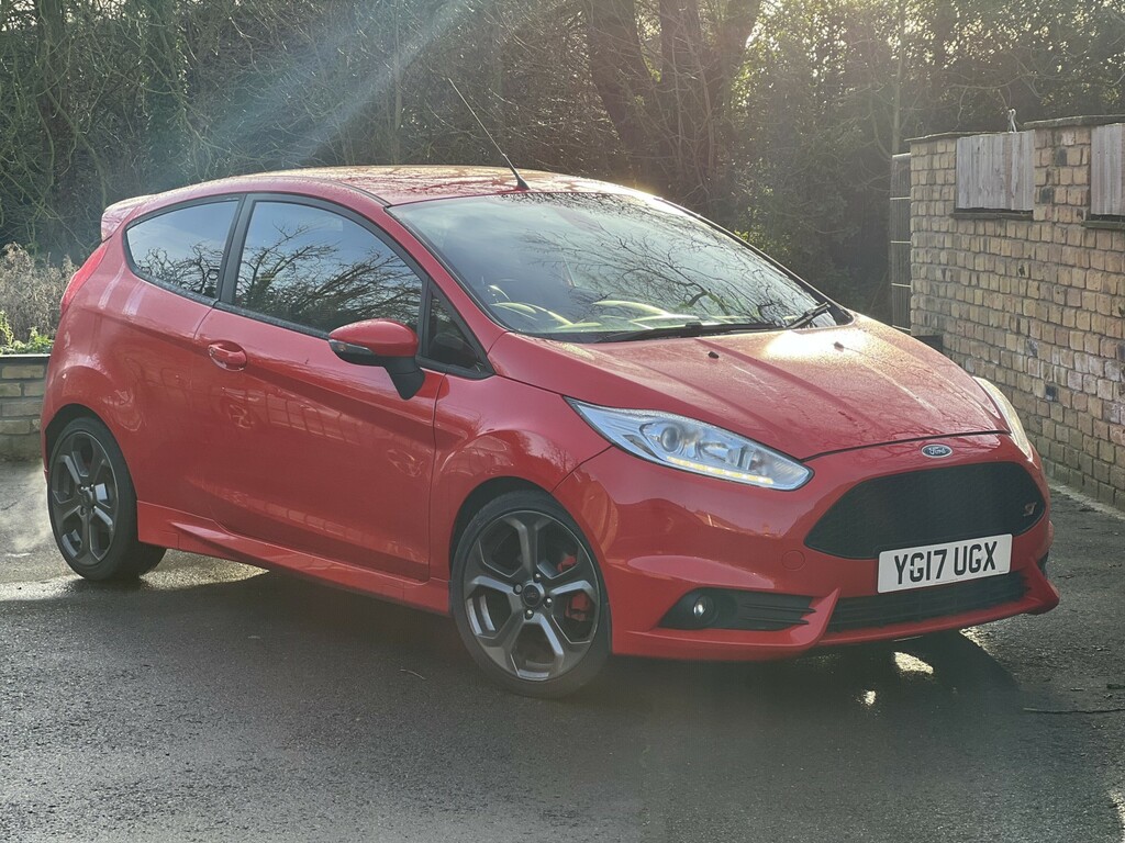Ford Fiesta Hatchback 1.6 T Ecoboost St-3 2017 YG17UGX Red