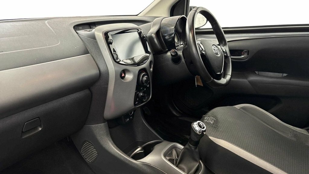 Toyota Aygo 1L X-play FL71BVC Grey #5