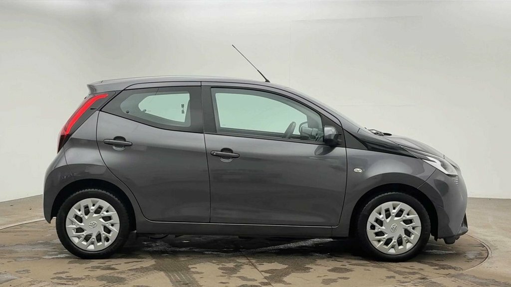 Toyota Aygo 1L X-play FG71GZM Grey #5