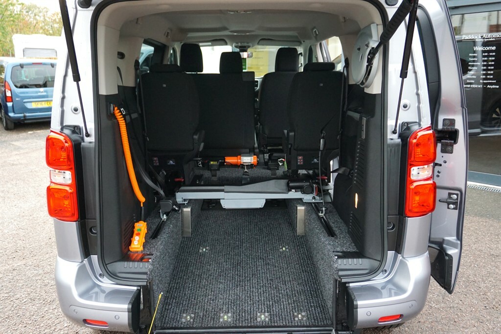 Citroen SpaceTourer E-spacetourer Business Edition Black #4