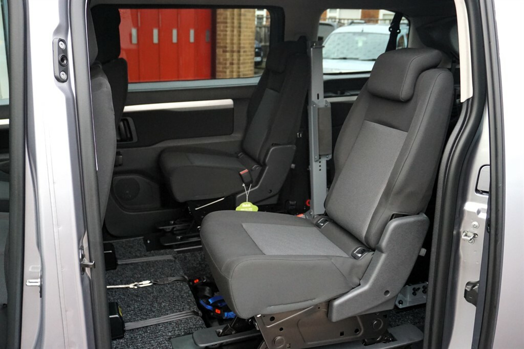 Citroen SpaceTourer E-spacetourer Business Edition Black #16