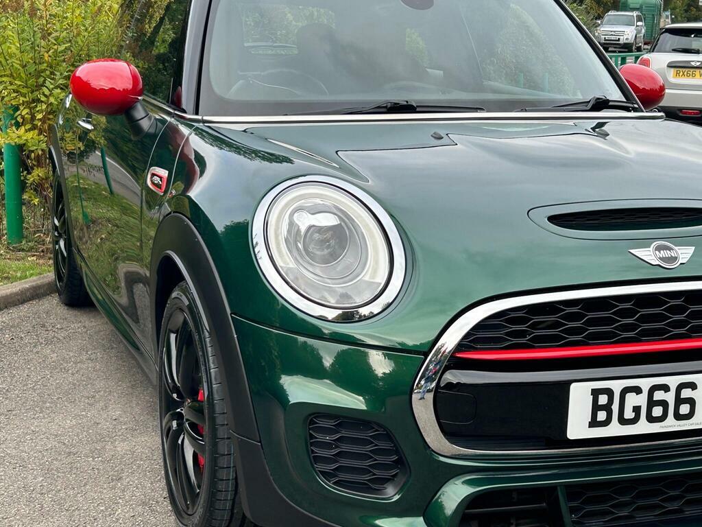 Mini Hatch 2.0 John Cooper Works Euro 6 S S BG66CGO Green #6