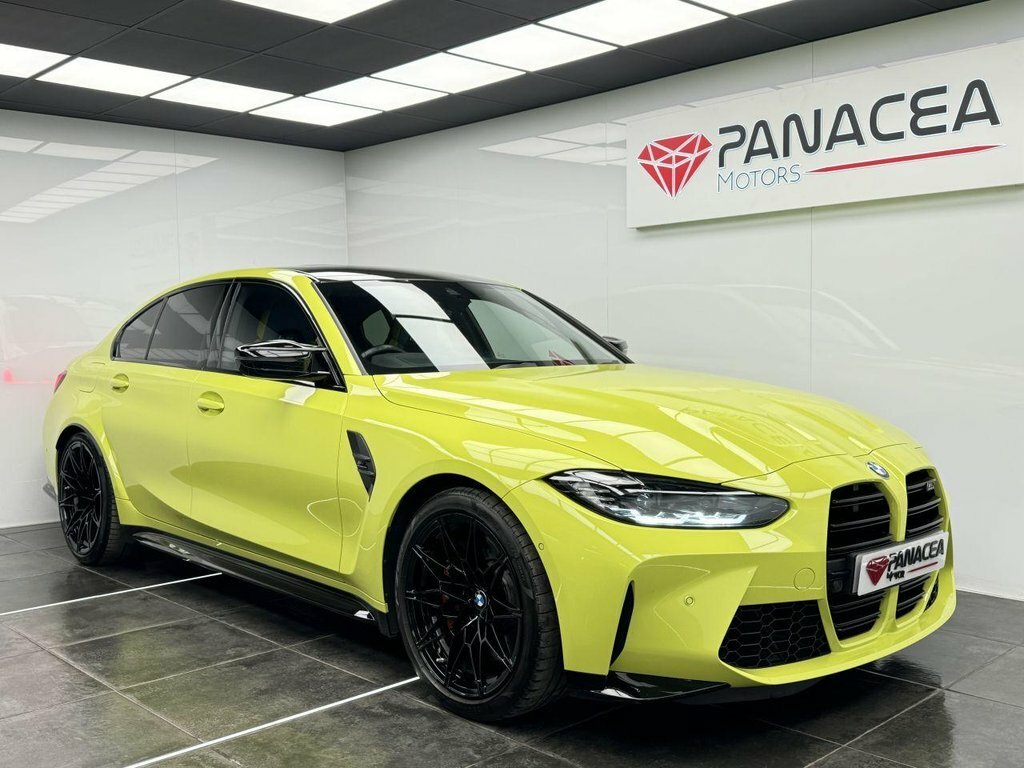 BMW M3 3L Competition Yellow