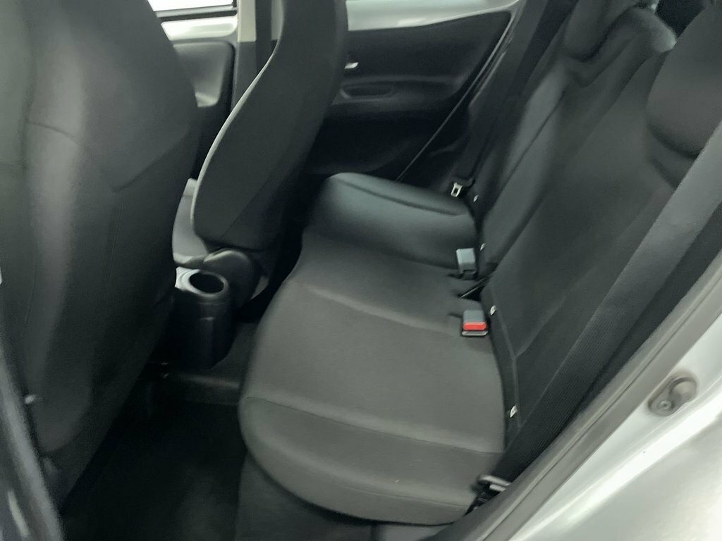 Toyota Aygo X 1L Pure DA22TFN Silver #5