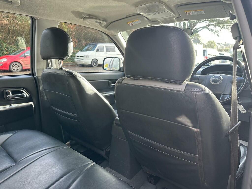 Isuzu Rodeo 3.0 Td Denver Max Le 161 Bhp Silver #24
