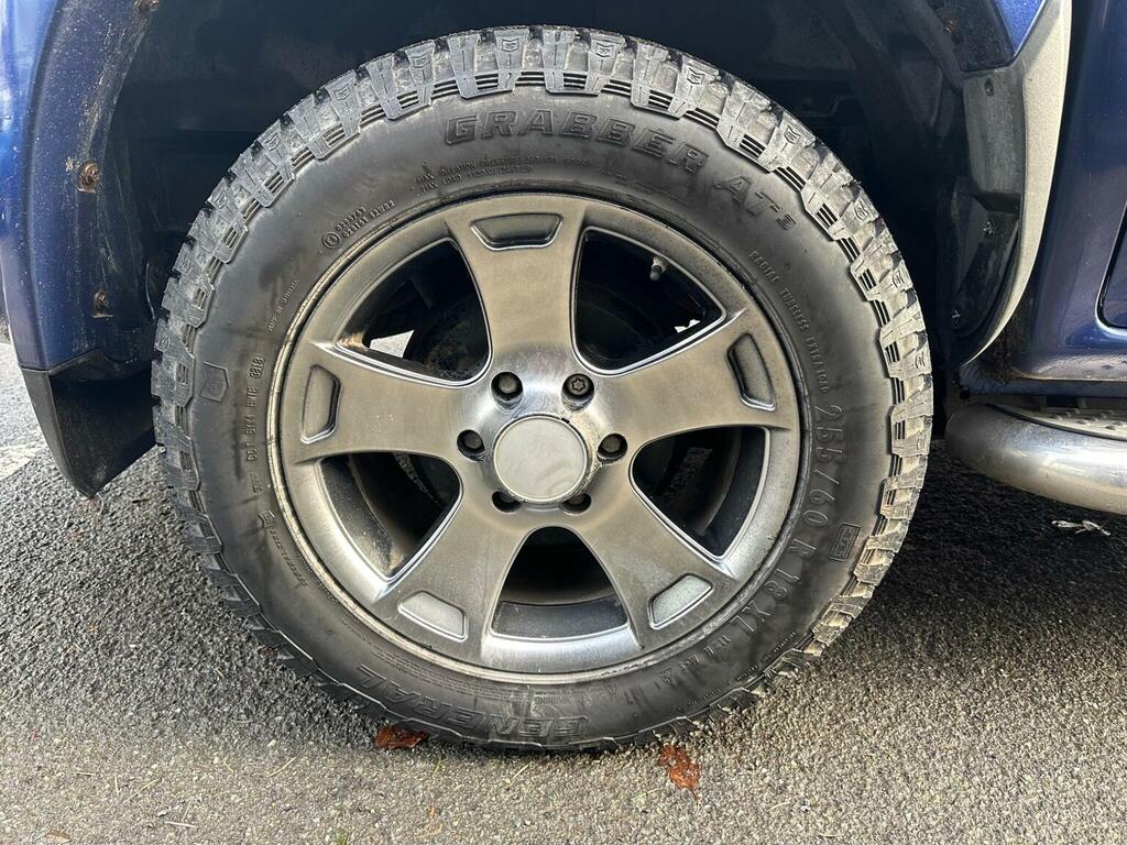Isuzu Rodeo 3.0 Td Denver Max Le 161 Bhp Silver #9