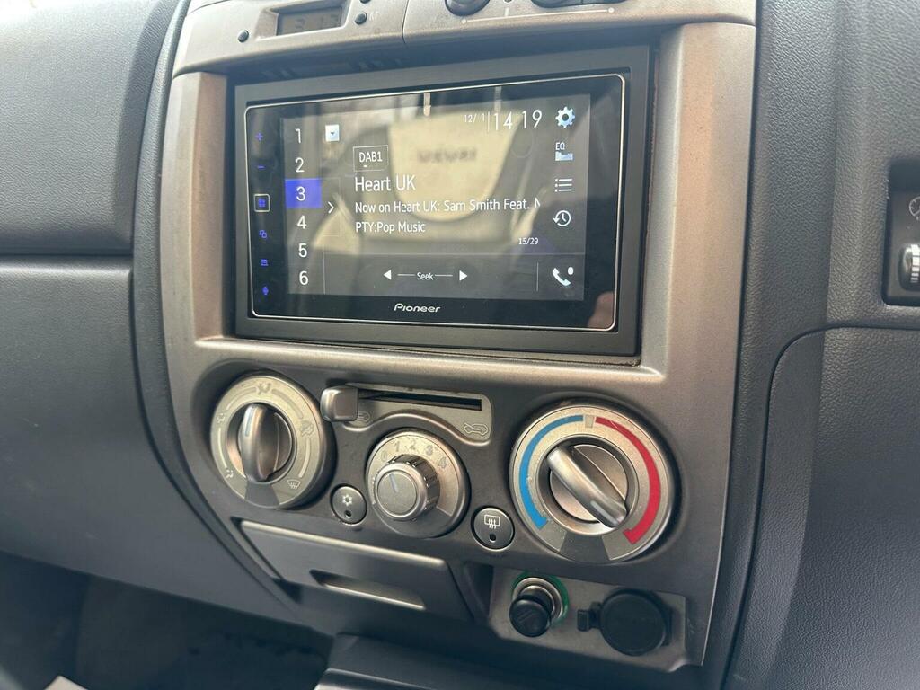 Isuzu Rodeo 3.0 Td Denver Max Le 161 Bhp Silver #16
