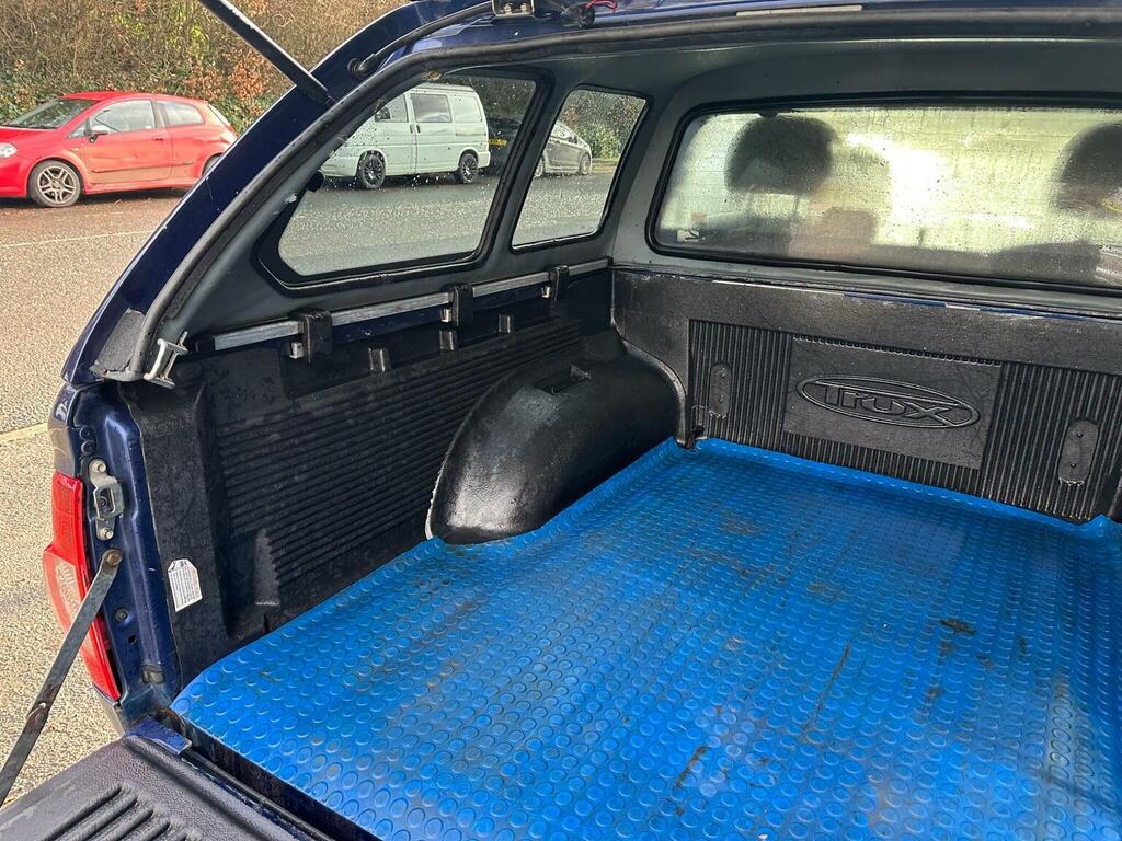 Isuzu Rodeo 3.0 Td Denver Max Le 161 Bhp Silver #25