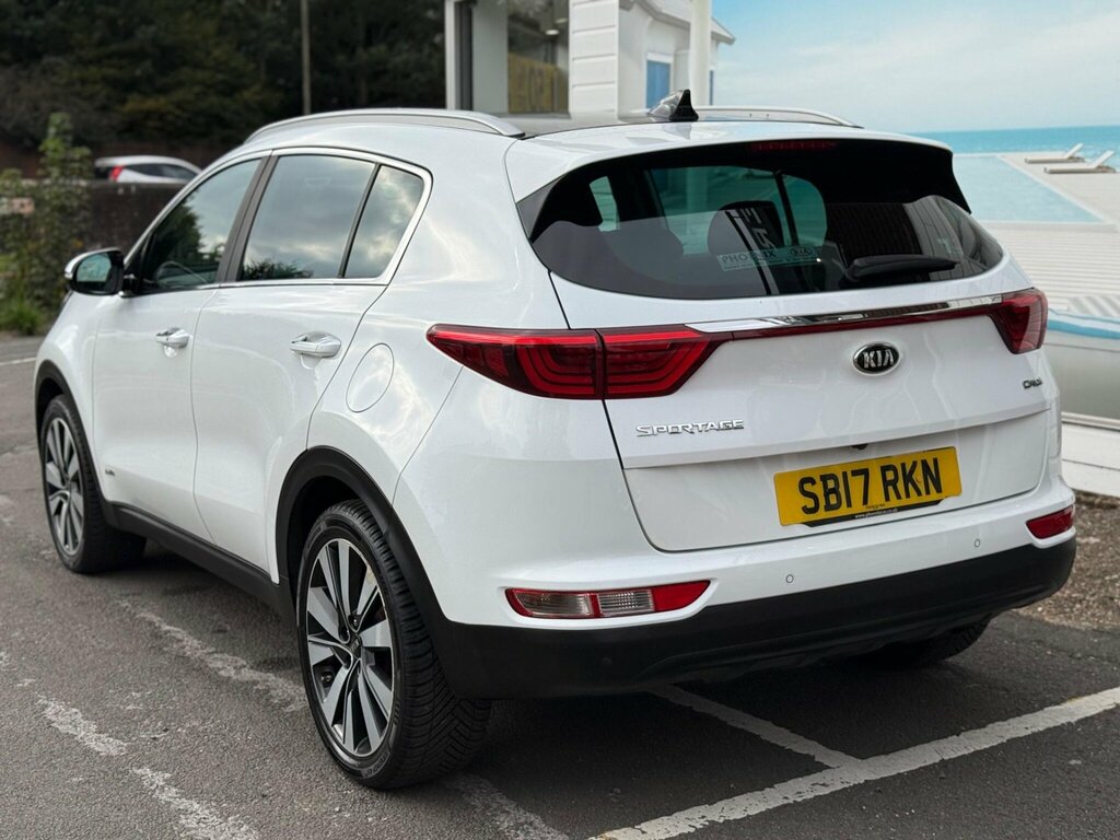 Kia Sportage 2.0 Crdi Kx-4 Awd Euro 6 SB17RKN White #3