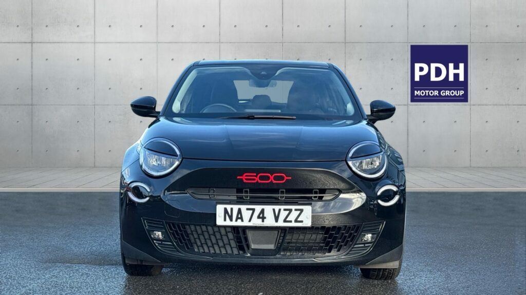 Fiat 600e 115Kw Red 54Kwh NA74VZZ Black #5