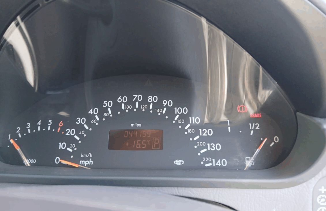 Mercedes-Benz A Class A180 Amg Line Executive Blue #9