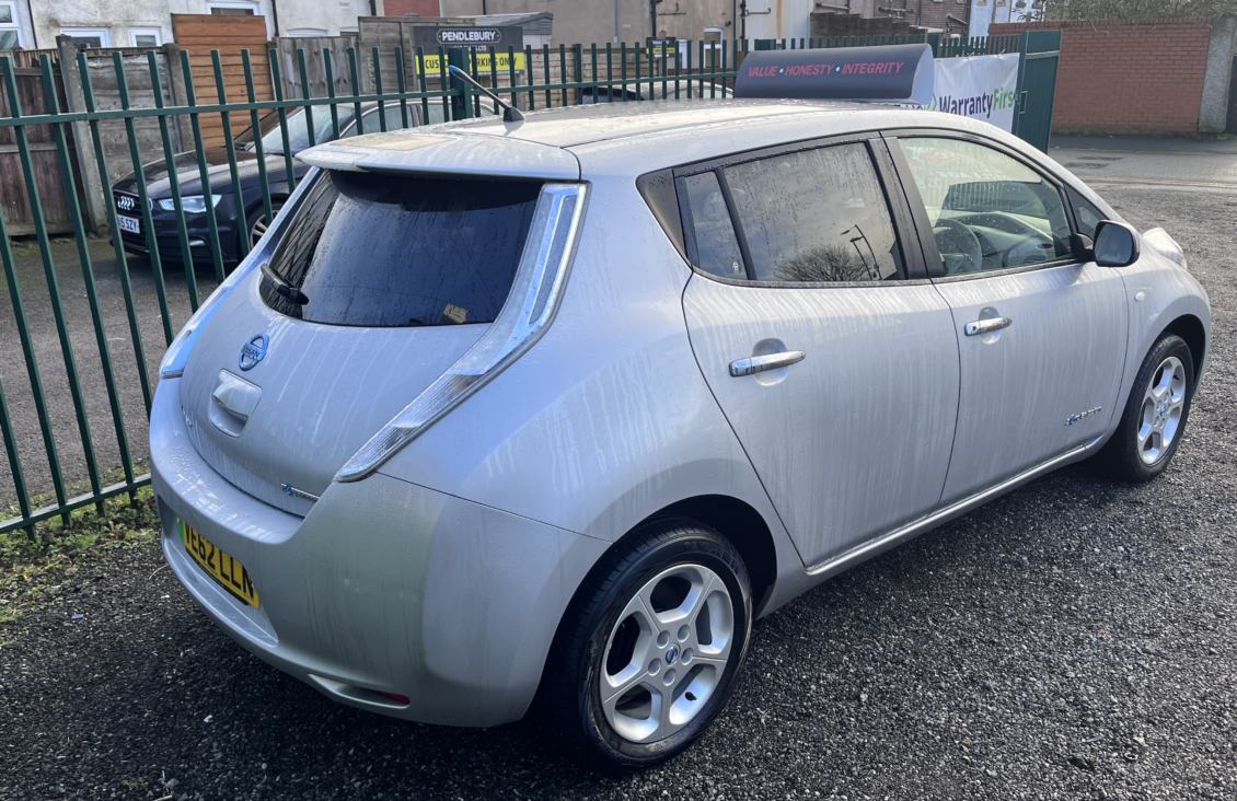 Nissan Leaf Hatchback VE62LLN Brown #3