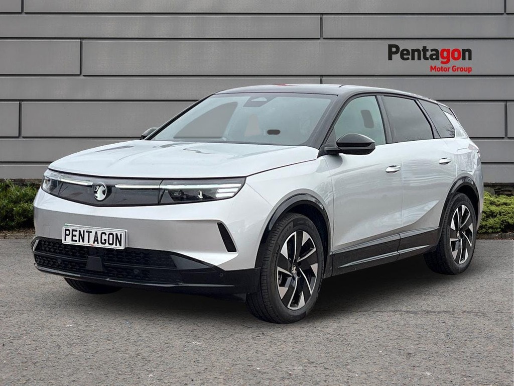 Vauxhall Grandland 73Kwh Gs Suv 213 Ps FG75VND Silver #3