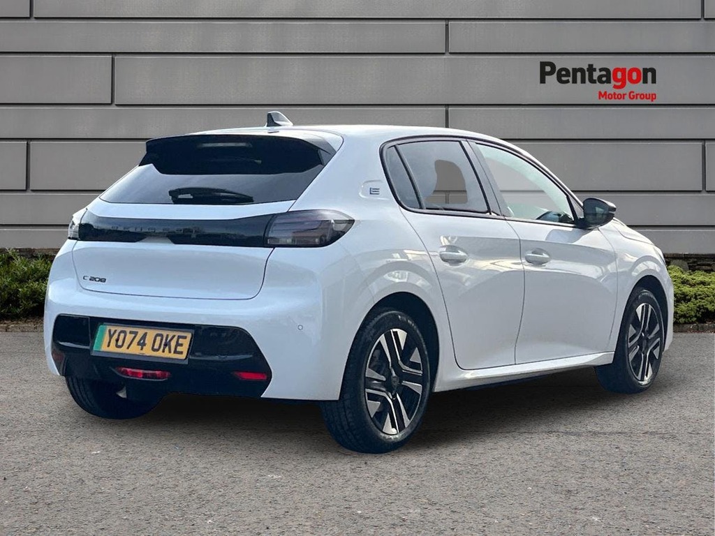 Peugeot e-208 50Kwh Allure Hatchback 7.4Kw Ch YO74OKE White #4