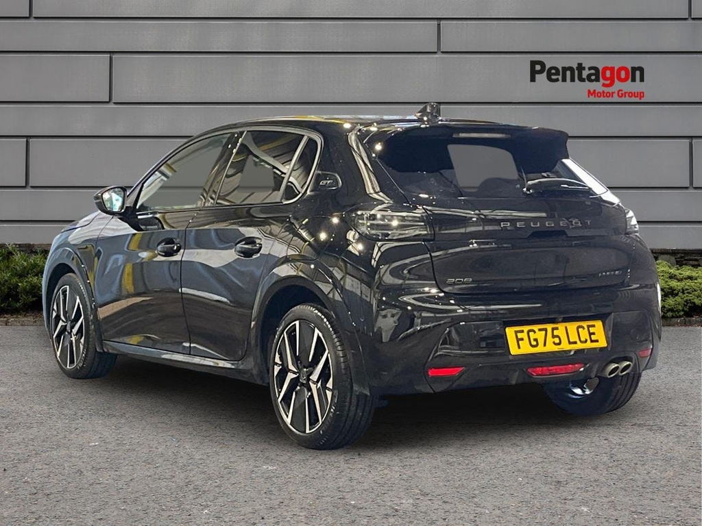 Peugeot 208 1.2 Hybrid Gt Premium Hatchback Hybrid FG75LCE Black #2