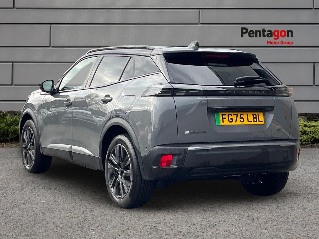 Peugeot e-2008 54Kwh Gt Premium Suv 7Kw Charge FG75LBL Grey #2