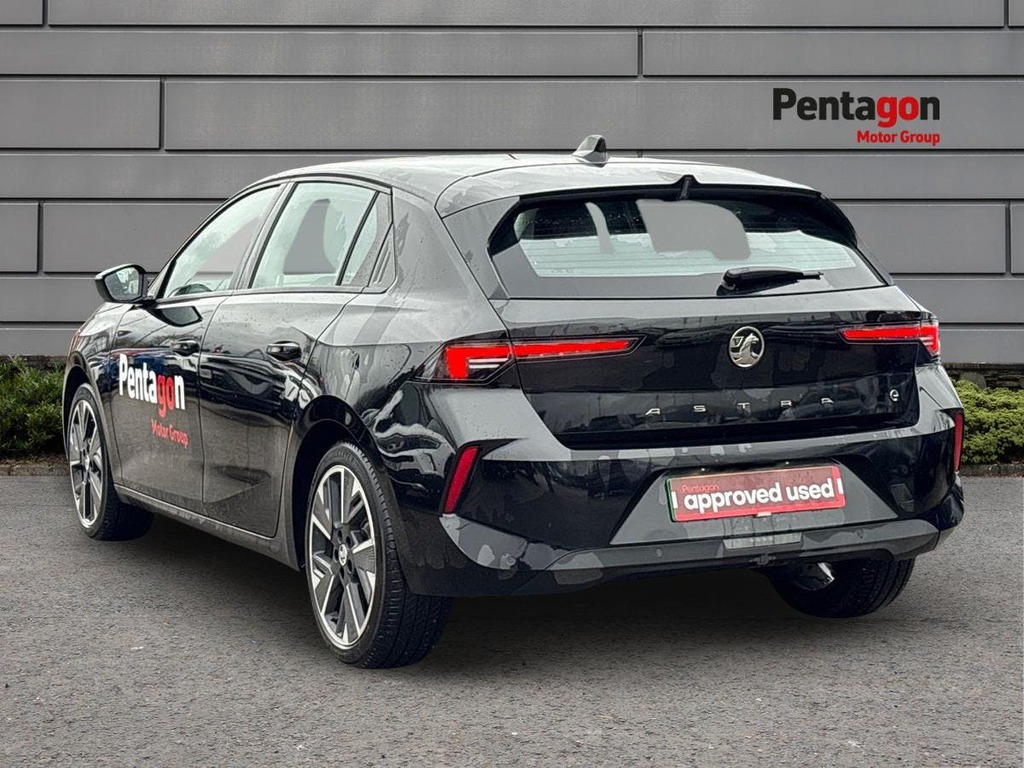 Vauxhall Astra 54Kwh Design Hatchback 156 Ps MK74ZLE Black #2