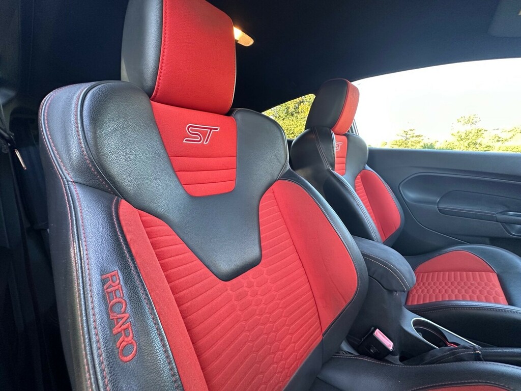Ford Fiesta 1.6 Ecoboost St-3 Hatchback Orange #5