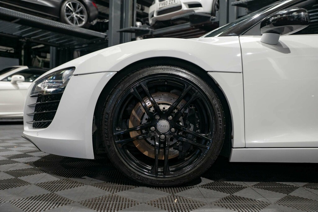 Audi R8 Spyder V8 Quattro 4Wd  #6