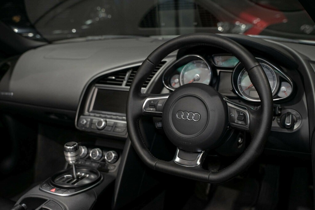 Audi R8 Spyder V8 Quattro 4Wd  #4