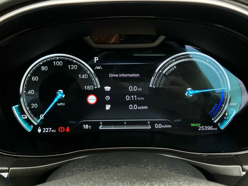 Genesis 77.4Kwh, Dual Motor Sport Suv Silver #14