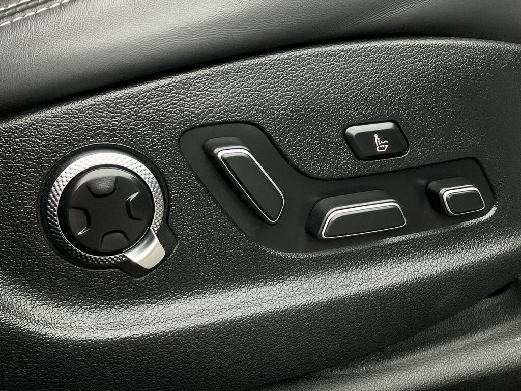Genesis 77.4Kwh, Dual Motor Sport Suv Silver #29
