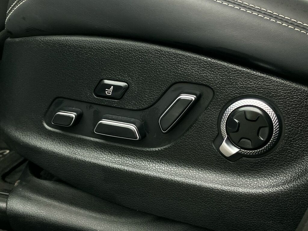 Genesis 77.4Kwh, Dual Motor Sport Suv Silver #34