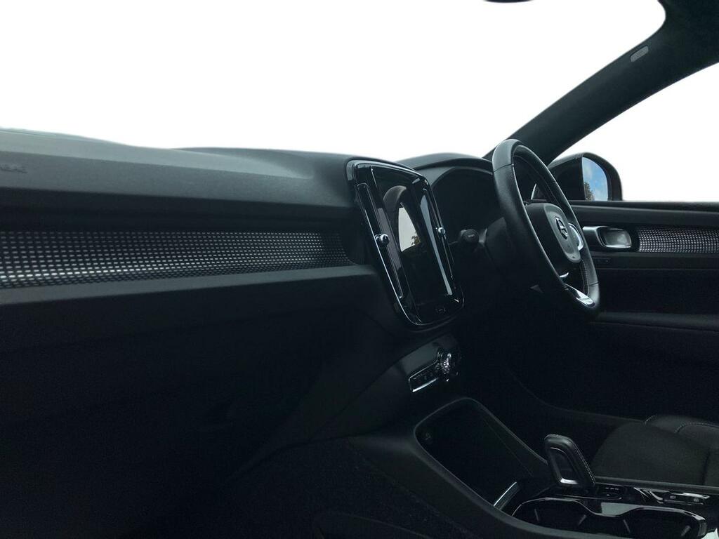 Volvo XC40 2.0 B4 Mhev R-design Pro Suv Hybrid Aut GN21PFG Red #6