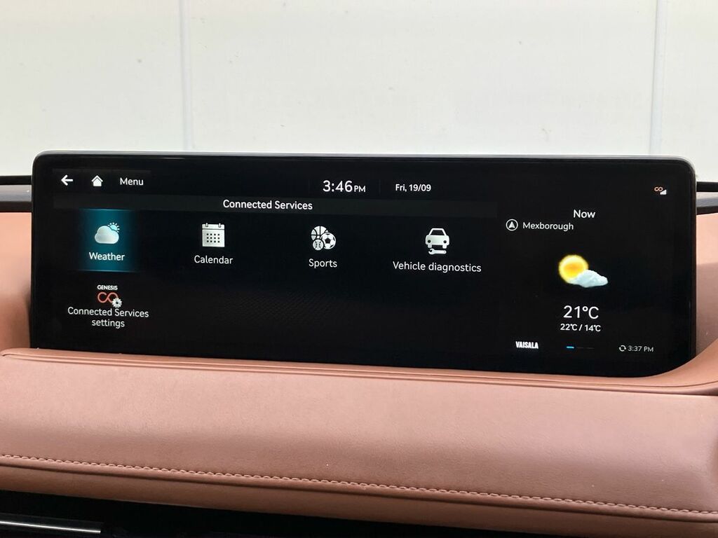 Genesis 2.5T Luxury Awd 7 Seat 2022 White #45