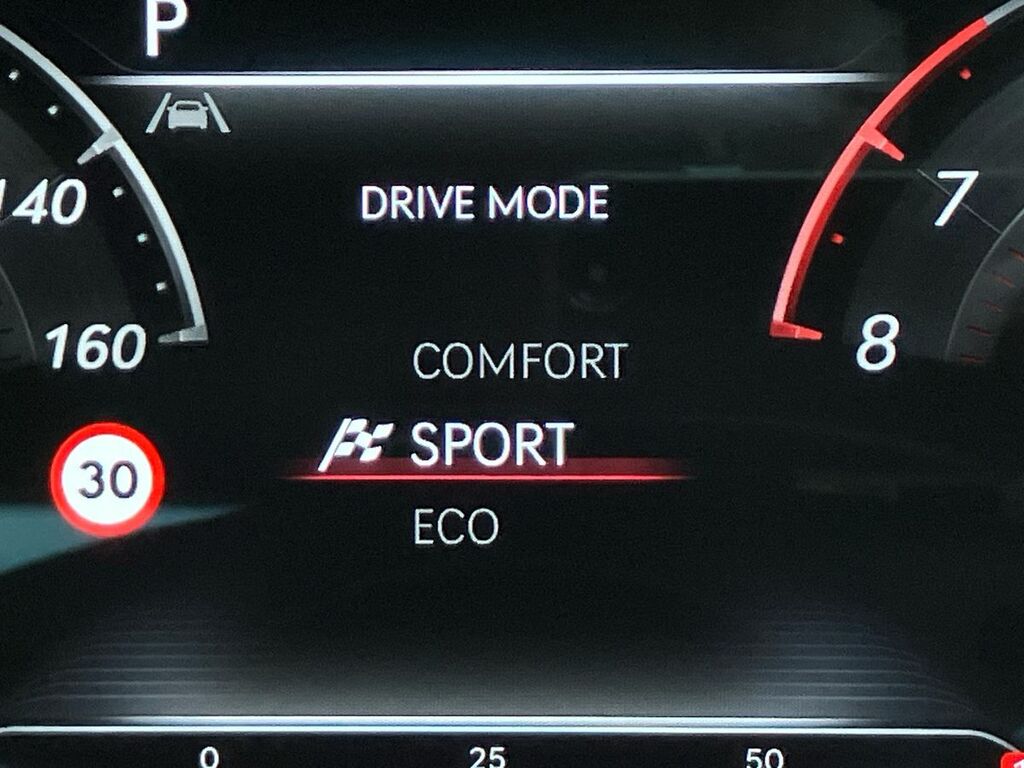 Genesis 2.5T Luxury Awd 7 Seat 2022 White #52