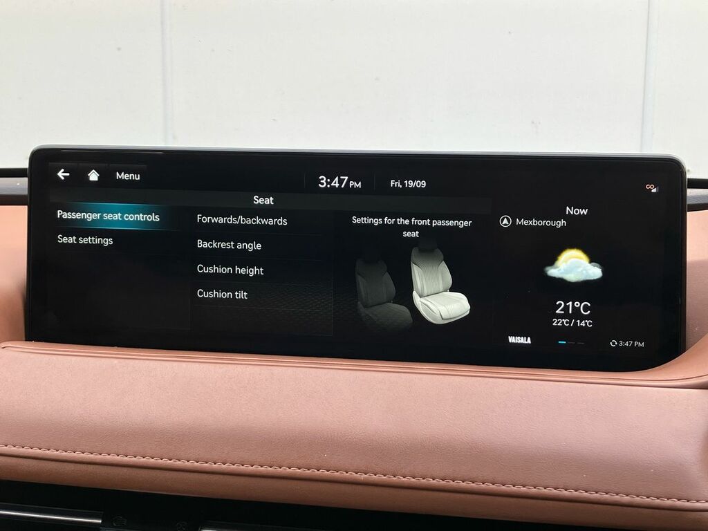Genesis 2.5T Luxury Awd 7 Seat 2022 White #47