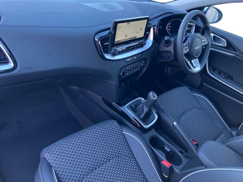 Kia Xceed 1.0T Gdi Isg 113 Pure YP75KXW White #6