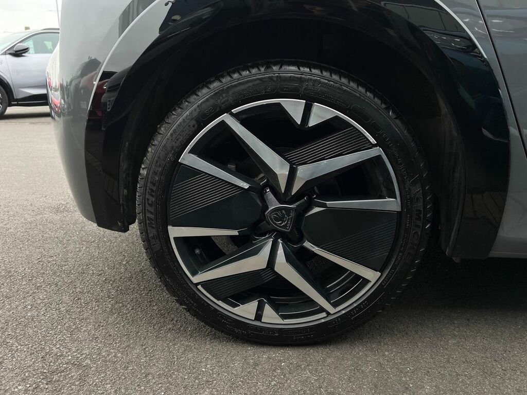 Peugeot e-208 115Kw Gt 51Kwh #6