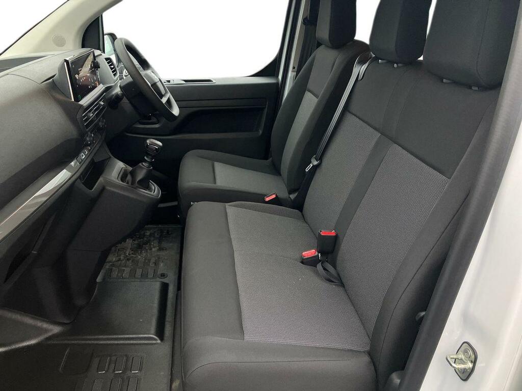 Vauxhall Vivaro 2.0 Turbo D 145 Prime H1 Double Cab White #6