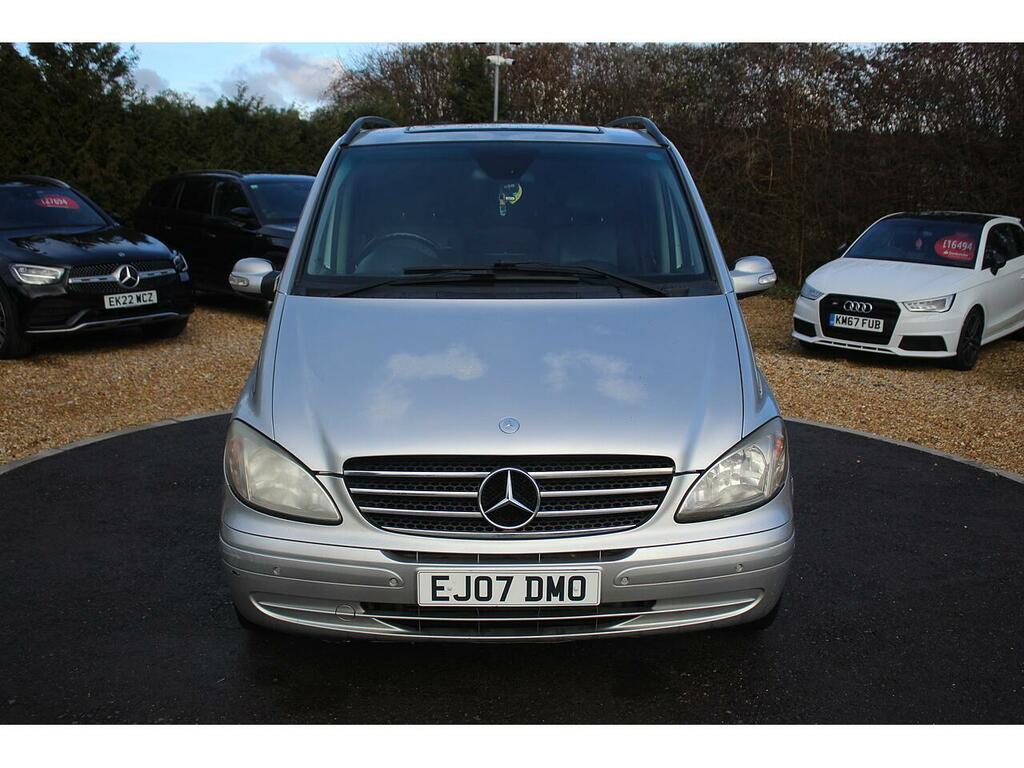 Mercedes-Benz Viano Cdi Ambiente Rwd L4 Black #2