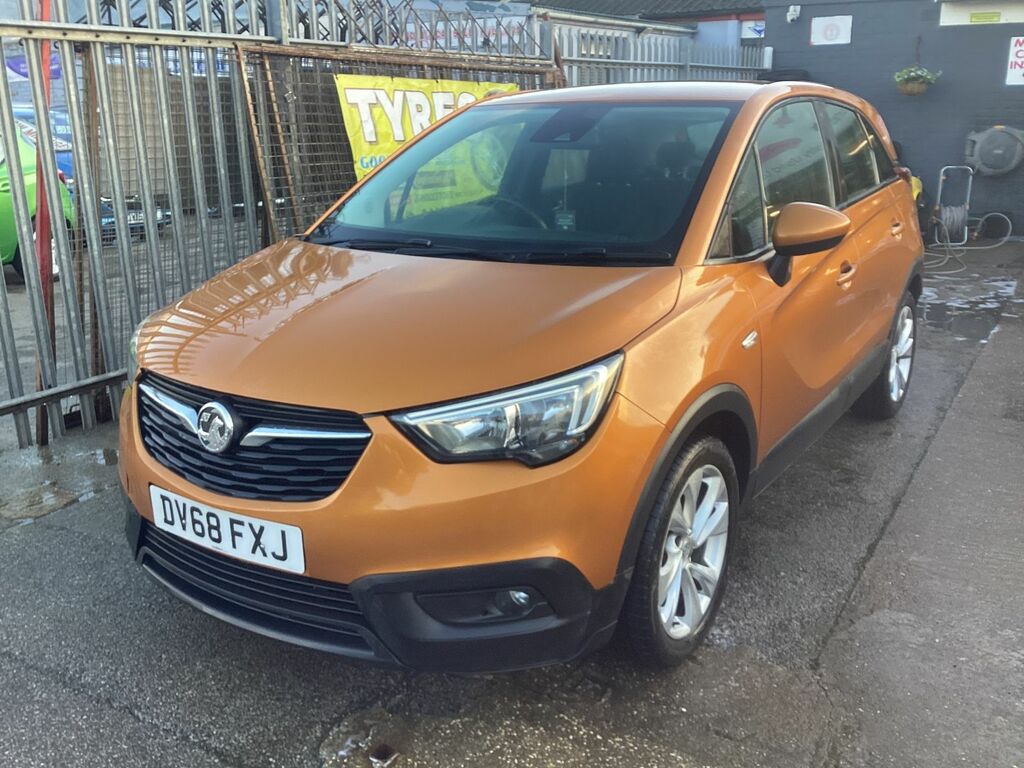 Vauxhall Crossland X 1.2L Se Suv Euro 6 82 Bhp DV68FXJ Orange #2