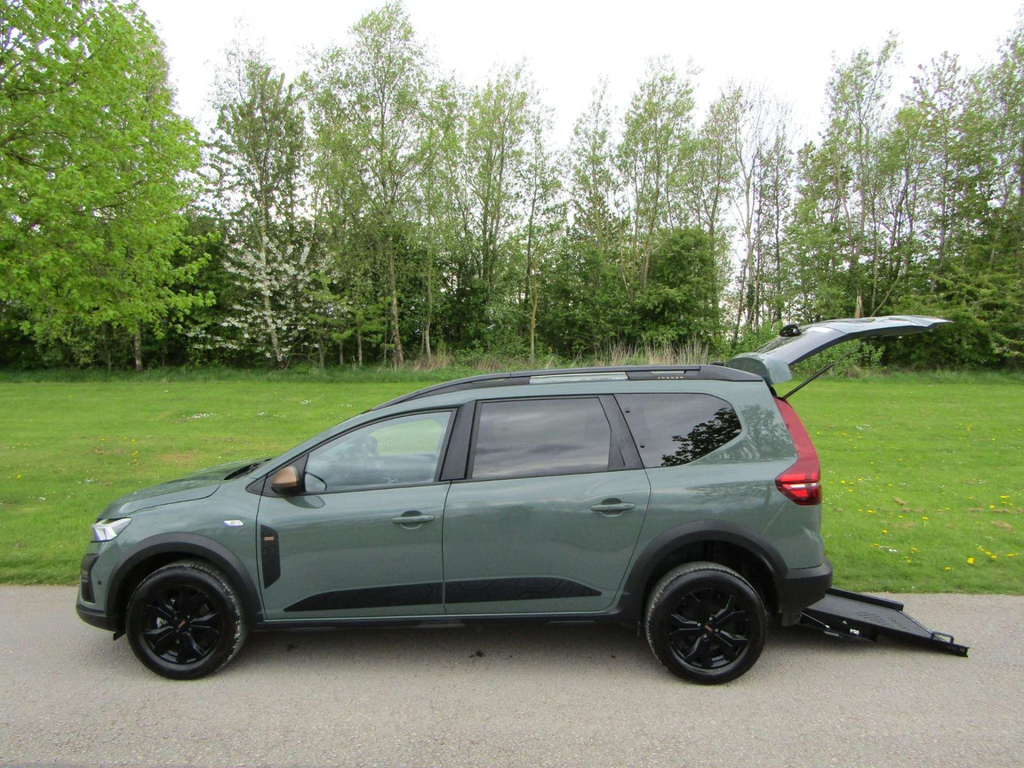 Dacia Jogger Tce Extreme 4,000 Miles Wheelchair Accessible Ve 